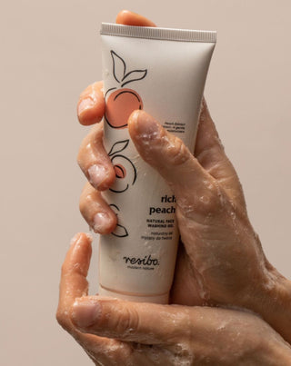 Rich Peach luonnollinen kasvojenpesugeeli persikkauutteella 125 ml Resibo - 2