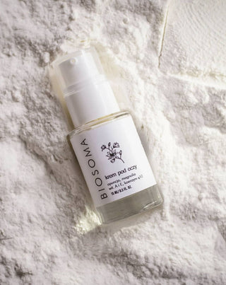 Uudistava yövoide, jossa on retinolia ikääntymisen merkkien poistamiseksi Biosoma - 2