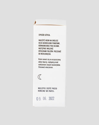 Uudistava yövoide, jossa on retinolia ikääntymisen merkkien poistamiseksi Biosoma - 5