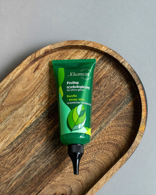 Trikologinen puhdistava päänahan kuorinta basilikauutteella ja hedelmähapolla Elementillä - 2