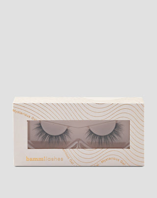 Tekoripset 2d liuskalla monikäyttöön Misterious Gal Bamm!Lashes - 1