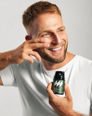 Kasvovoide miehille, jossa on levää, kookosöljyä ja avokadoöljyä Monolith - 3