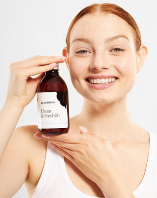 Mintunmakuinen suuvesi korroosiota ehkäisevällä vaikutuksella Smilebite - 2