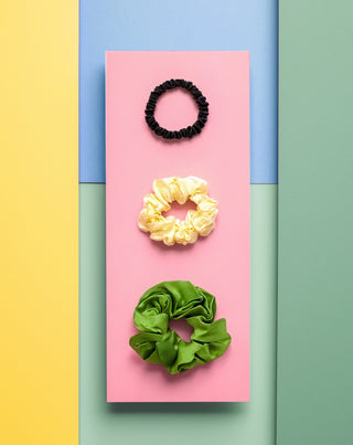 Setti 100 % luonnon silkkiä hiuslenkkejä - vihreä, kerma, musta Twisty 3 kpl. - 3