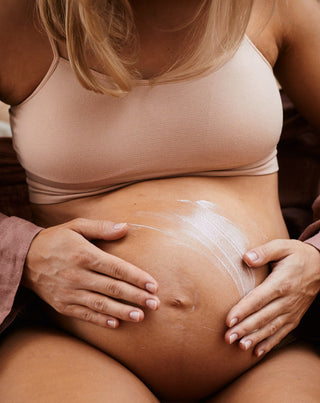 Kiinteyttävä vartalovoide raskaana oleville ja synnytyksen jälkeisille äideille Lili&Mu - 3