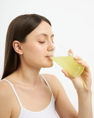 Kalakollageeni 5000 mg juomajauhe kauniiseen ihoon, hiuksiin, kynsiin ja terveisiin niveliin glukosamiinin ja C-vitamiinin kanssa Mel Skin - 2