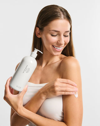 Kosteuttava ja kiinteyttävä vartalomaito, jossa on jojobaöljyä Nutridome - 2