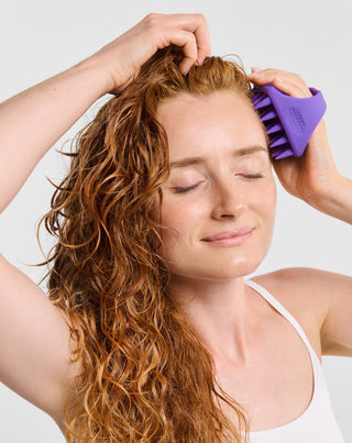 Kierrettävä pehmeä silikoninen päänahan hierontalaite stimuloi mikroverenkiertoa. - 3