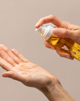 Natural Oily One kasvojen meikinpoistoöljy kosteuttavalle 100 ml Resibo - 2