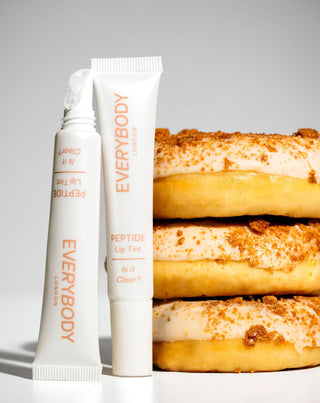 Kosteuttava huulirasva Onko se kirkas? läpinäkyvällä Everybody London -valmisteella - 2