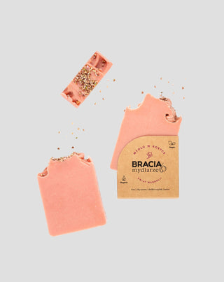 Soap Brothersin rauhoittava palasaippua, jossa on Magnolian kukan hienovarainen tuoksu. - 2