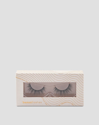 Tekoripset 2d liuskalla monikäyttöön Misterious Gal Bamm!Lashes - 1
