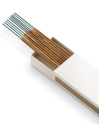 Chill Out santelipuun tuoksuinen suitsuke jasmiinilla rentouttava Hhuumm - 1