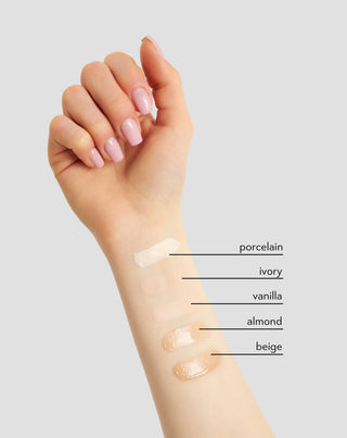 Valaiseva kosteuttava meikkivoide hyaluronihapolla 01 Porcelain Nutridome