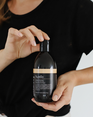 Ravitseva shampoo kuiville hiuksille ilman sls ja sles palauttaa hiusten pehmeyden Sendo - 2