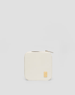 Pieni korurasia, jossa on lokeroita, rullat ja koukut, kerma Mys - 1