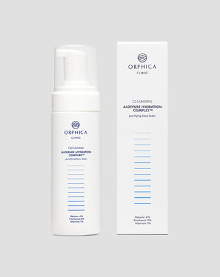 Puhdistusvaahto herkälle ja akneiholle, sisältää betaiinia, pantenolia ja allantoiinia Cleansing Orphica Clinic 150 ml