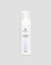 Puhdistusvaahto herkälle ja akneiholle, sisältää betaiinia, pantenolia ja allantoiinia Cleansing Orphica Clinic 150 ml