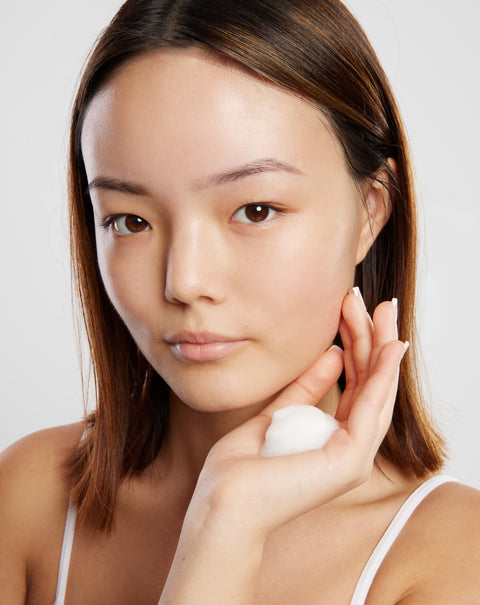 Puhdistus ja meikinpoisto